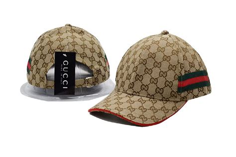 Gorra gucci .